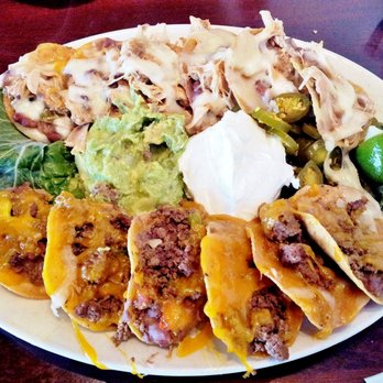 Mi Cocina - Nachos al carbon/ Nachos locos - Mexican Near Me - Ft. Worth, Texas