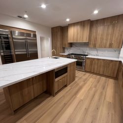 LA Tile and Kitchens