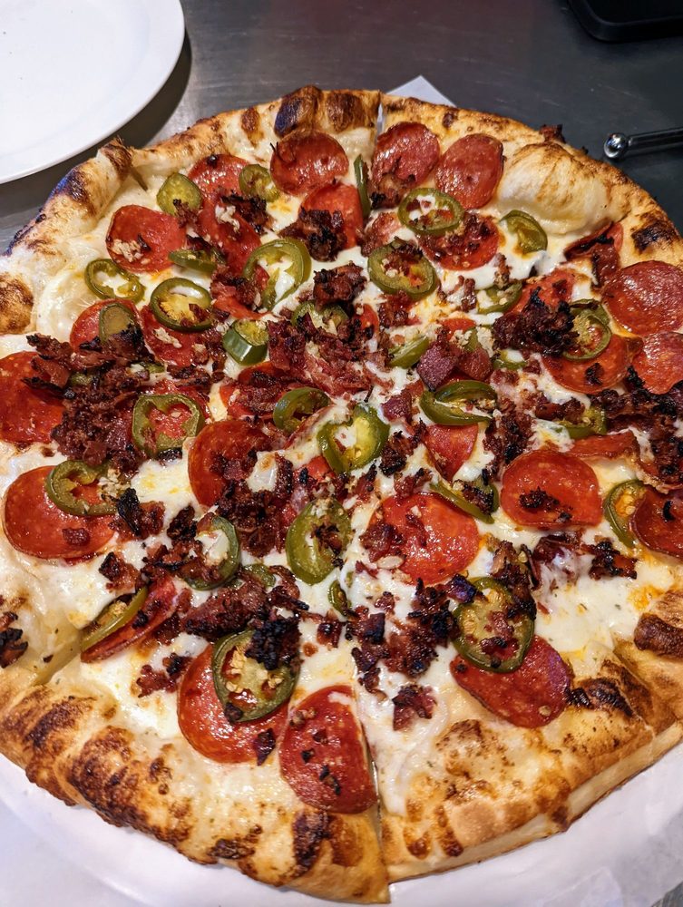 BELLAGIOS PIZZA Updated May 2024 24 Photos & 97 Reviews 322 SE