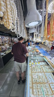 Greenhills Mall by null