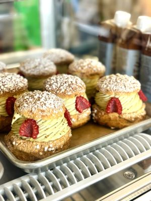 poulette BAKESHOP by null