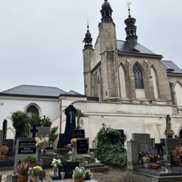 Cemetery behind the church Cemetery behind the church