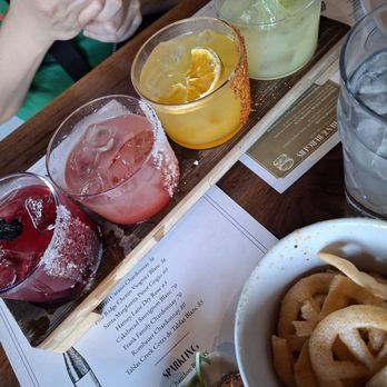 Pi Bar - Comadres reunion @ Pi Bar - margarita flight - Pizza Near Me - Woodbridge, California