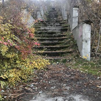 Greenwood Memorial Terrace - Steps up!! - Funeral Services & Cemeteries Near Me - Spokane, Washington