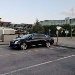 Autonomous Chauffeur - Limo Parking at PVD