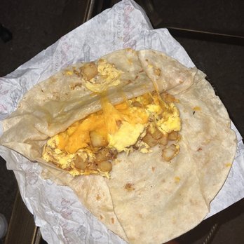 Roberto's Taco Shop - Mexican Near Me - Carson City, Nevada
