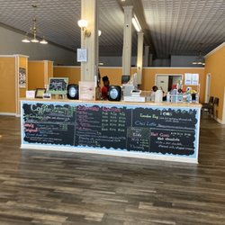 Luv's Coffe Bistro - Menu, bar