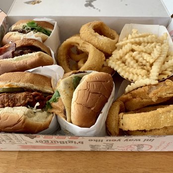 iniBurger - Gourmet Burgers - B'igi Fusion Box - Burgers Near Me - Pleasanton, California iniBurger - Gourmet Burgers - B'igi Fusion Box - Burgers Near Me - Pleasanton, California