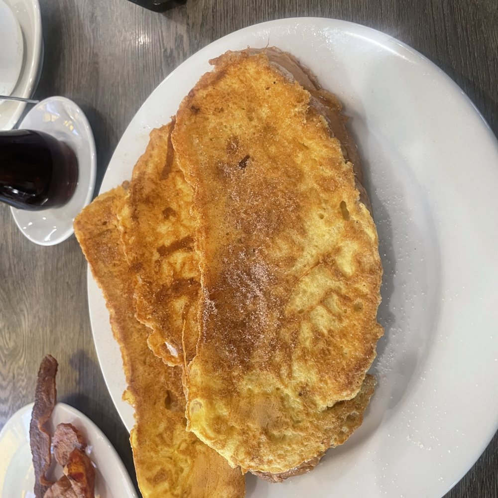 Burnt Toast - French toast 3 Piece French Toast - Breakfast & Brunch Near Me - Algonquin, Illinois Burnt Toast - French toast 3 Piece French Toast - Breakfast & Brunch Near Me - Algonquin, Illinois