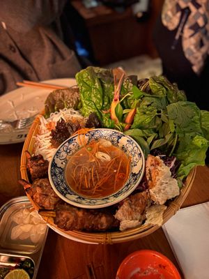 La Dong by null