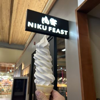 Niku Feast Yakiniku - How tall of ice cream cone you can make? - Barbeque Near Me - Seattle, Washington Niku Feast Yakiniku - How tall of ice cream cone you can make? - Barbeque Near Me - Seattle, Washington