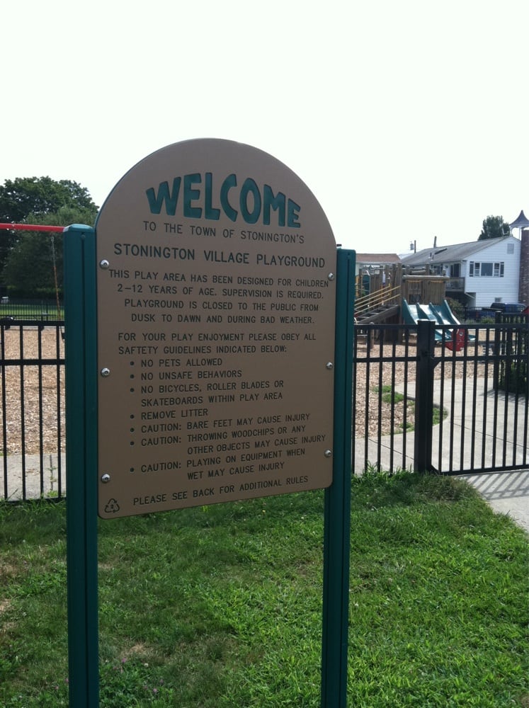 STONINGTON VILLAGE PLAYGROUND Updated September 2024 814 Northwest