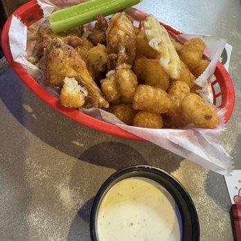 Pluckers Wing Bar - Shepherd - Kids wings - Chicken Wings Near Me - Houston, Texas Pluckers Wing Bar - Shepherd - Kids wings - Chicken Wings Near Me - Houston, Texas