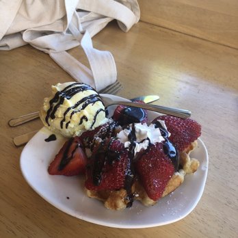 Caffe Bene - Strawberry waffle with added gelato - Coffee & Tea Near Me - San Jose, California Caffe Bene - Strawberry waffle with added gelato - Coffee & Tea Near Me - San Jose, California