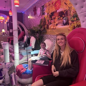 VIP Nails & Spa - pedicures - Nail Salons Near Me - Lodi, California VIP Nails & Spa - pedicures - Nail Salons Near Me - Lodi, California