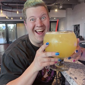 The Front Yard - Wow! A full bottle of champagne in this mimosa!!! - Beer Gardens Near Me - Las Vegas, Nevada
