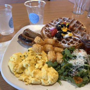 Bluberry Social - Belgian waffle - Breakfast & Brunch Near Me - Irvine, California Bluberry Social - Belgian waffle - Breakfast & Brunch Near Me - Irvine, California