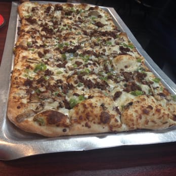 Fox's Pizza Den - Big Daddy- Steak Rancher Pizza - Pizza Near Me - Leesville, Louisiana