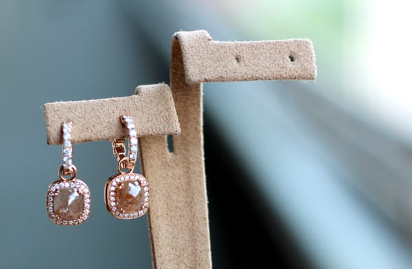 Chaplin's Jewelry by null