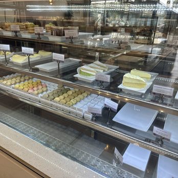 Paris Banh Mi Cafe Bakery - Cake - Bakeries Near Me - Orlando, Florida Paris Banh Mi Cafe Bakery - Cake - Bakeries Near Me - Orlando, Florida