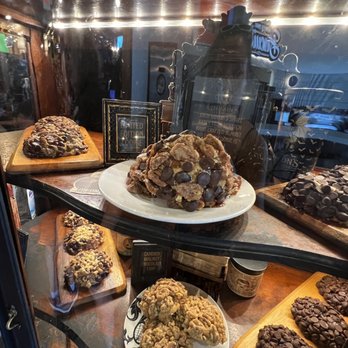 Gideon's Bakehouse - Bakeries Near Me - Orlando, Florida Gideon's Bakehouse - Bakeries Near Me - Orlando, Florida