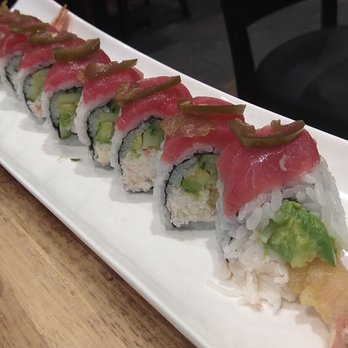 Tom Sushi - blue ocean roll - a whopping $15.95 - Sushi Bars Near Me - Vancouver, British Columbia