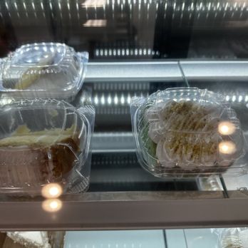 Café Coquí - Bakeries Near Me - Alafaya, Florida
