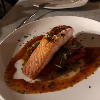 Public House Temecula - New American Near Me - Temecula, California
