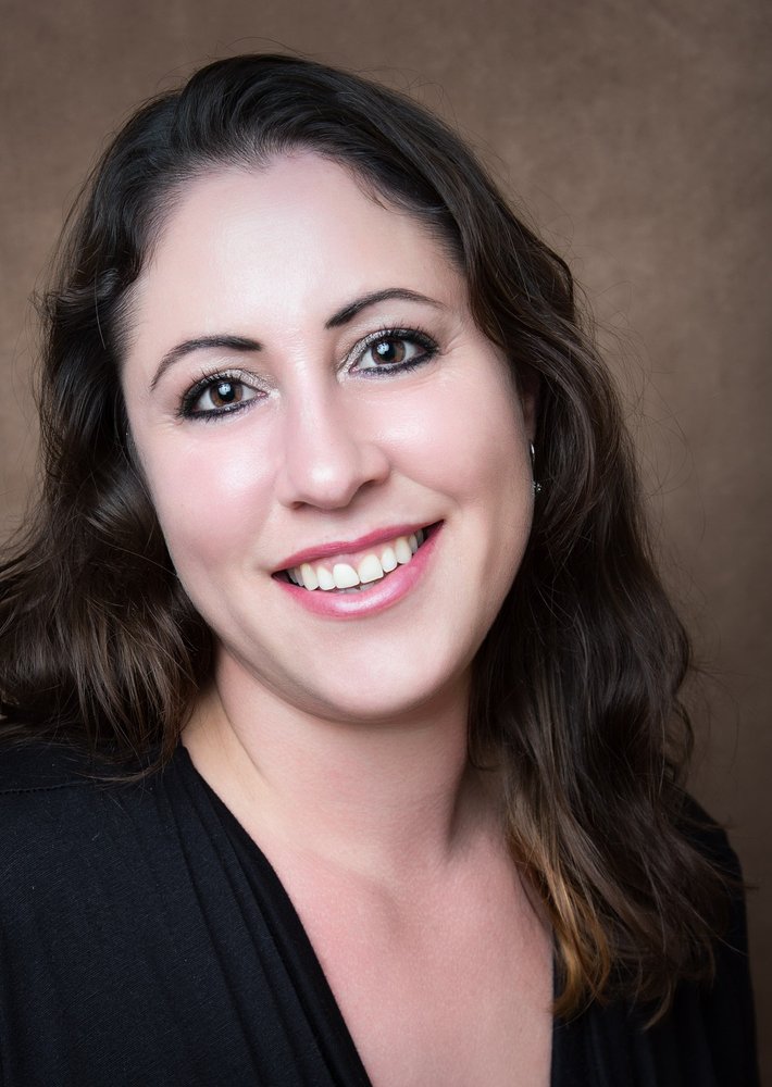 JULIE DAVIS JOHNSON & GEARE’S SLT, HOMESMART REALTY Updated May