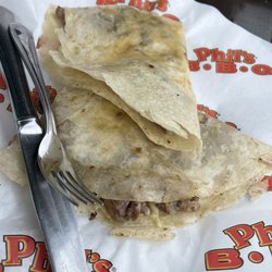 Mariscos Ruben's & Charlie's - Quesadilla con carne