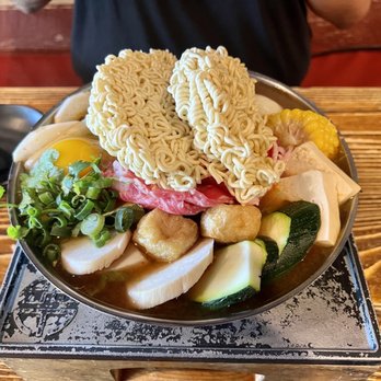 Boiling Avenue - House Special hot pot - Hot Pot Near Me - Sacramento, California
