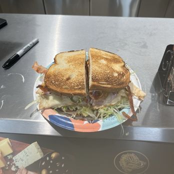 Rincon Reservation Market - Deli Sub   - Sourdough bread  - chipotle chicken  - Chipotle Mayo  - Provolone  - Bacon  - lettuce  - Jalapeño - Onions - Grocery Near Me - Valley Center, California