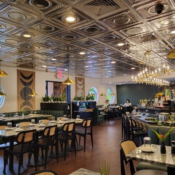 Green Pagoda - Beautiful interiors - Asian Fusion Near Me - St. Petersburg, Florida Green Pagoda - Beautiful interiors - Asian Fusion Near Me - St. Petersburg, Florida