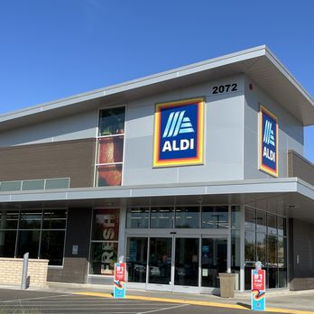 ALDI - Store Front - Grocery Near Me - Fresno, California ALDI - Store Front - Grocery Near Me - Fresno, California