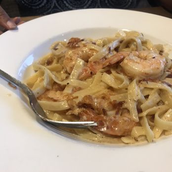 Baker's Crust Artisan Kitchen - Shrimp and crab pasta disappointment - Breakfast & Brunch Near Me - Ashburn, Virginia