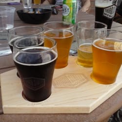 Cold Spring Brewing - Trying the flight at the tap room!