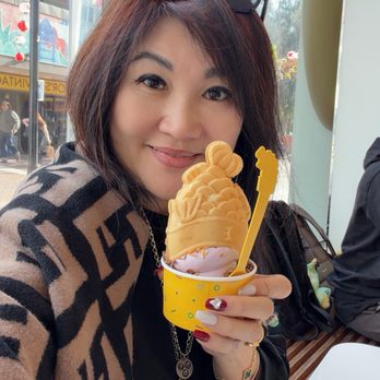 Somisomi - Ice Cream & Frozen Yogurt Near Me - Los Angeles, California Somisomi - Ice Cream & Frozen Yogurt Near Me - Los Angeles, California