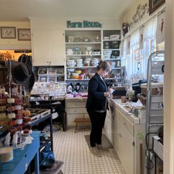 Carriage House Interiors - Terri, the owner, wrapping up some items for us. Pleasure meeting her.