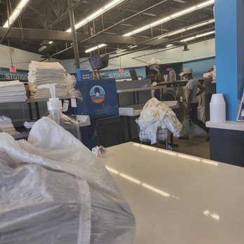 The Laundry Room - Laundromat Near Me - Orlando, Florida The Laundry Room - Laundromat Near Me - Orlando, Florida