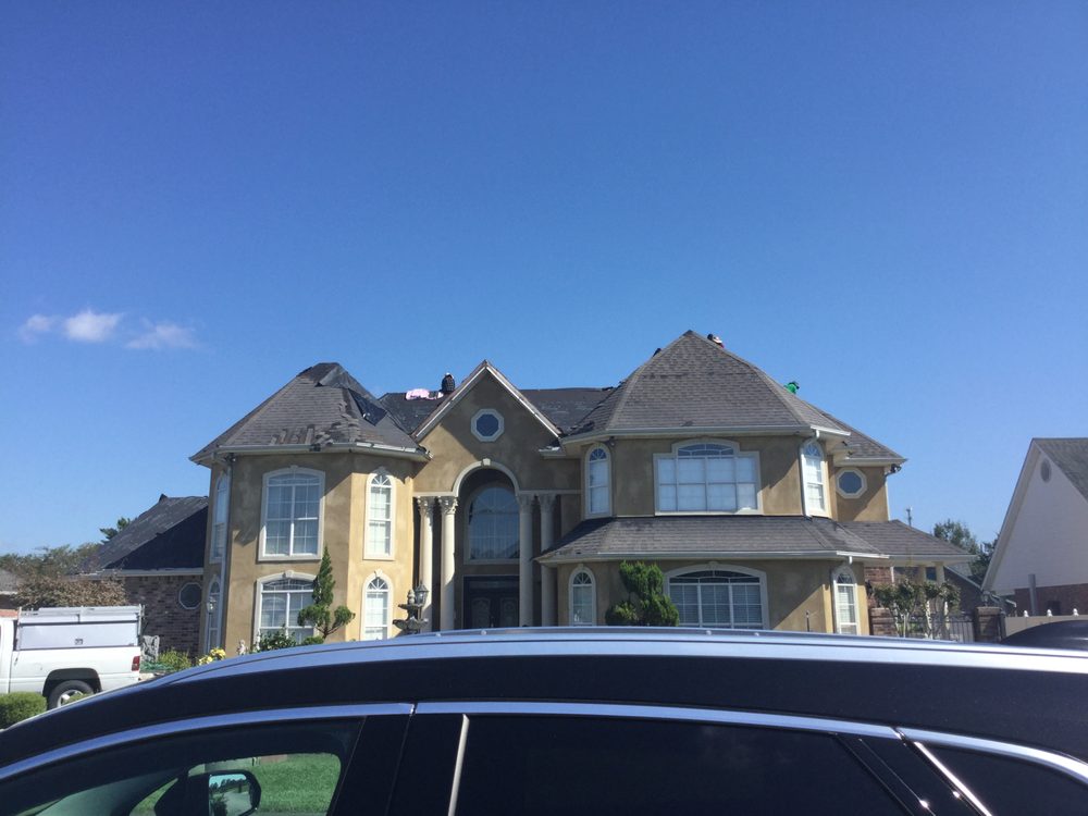 Slide of Wylekat Builders