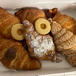 LeBelal - Huge croissants!