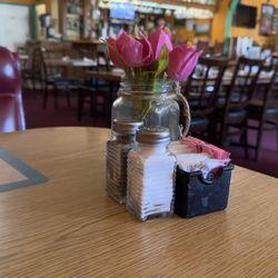 Gloria's Mexican Restaurant - Restaurant interior
