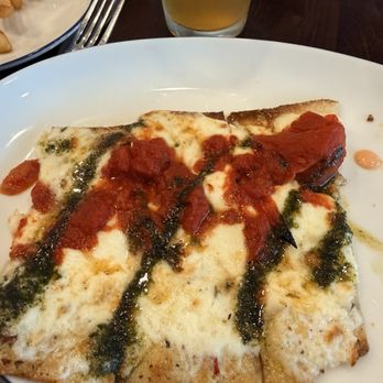 Quincy's Golf & Social - Margherita Flatbread - American Near Me - Gaithersburg, Maryland Quincy's Golf & Social - Margherita Flatbread - American Near Me - Gaithersburg, Maryland