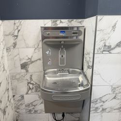 Water bottle refill station