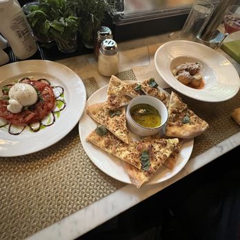 Serafina Seaport - Burrata Tomato e Prosciutto, Focaccia di Sofia, and Short Rib Arancini - Bars Near Me - Boston, Massachusetts Serafina Seaport - Burrata Tomato e Prosciutto, Focaccia di Sofia, and Short Rib Arancini - Bars Near Me - Boston, Massachusetts