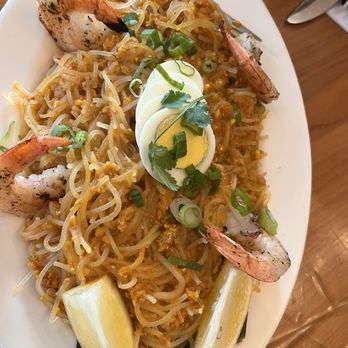 LA Rose Cafe - Pancit palabok - Filipino Near Me - Los Angeles, California