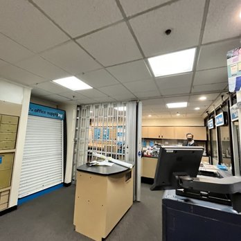 The UPS Store - Inside + employee - Shipping Centers Near Me - San Jose, California The UPS Store - Inside + employee - Shipping Centers Near Me - San Jose, California