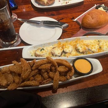 LongHorn Steakhouse - Cheesy Mushrooms, Texas Tions - Steakhouses Near Me - Springfield, Missouri LongHorn Steakhouse - Cheesy Mushrooms, Texas Tions - Steakhouses Near Me - Springfield, Missouri