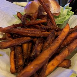 Cousin Eddies - Burger with sweet potato fries