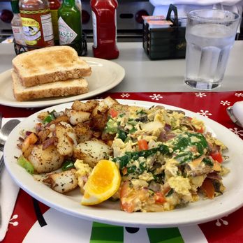 Lighthouse Cafe - Veggie scramble - Breakfast & Brunch Near Me - Sausalito, California Lighthouse Cafe - Veggie scramble - Breakfast & Brunch Near Me - Sausalito, California
